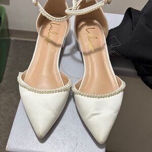 Lulu's Cream Pearl-Trimmed Heels